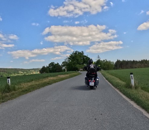 Ausfahrt zum Mohnwirt