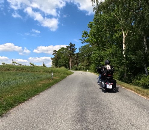 Ausfahrt zum Mohnwirt